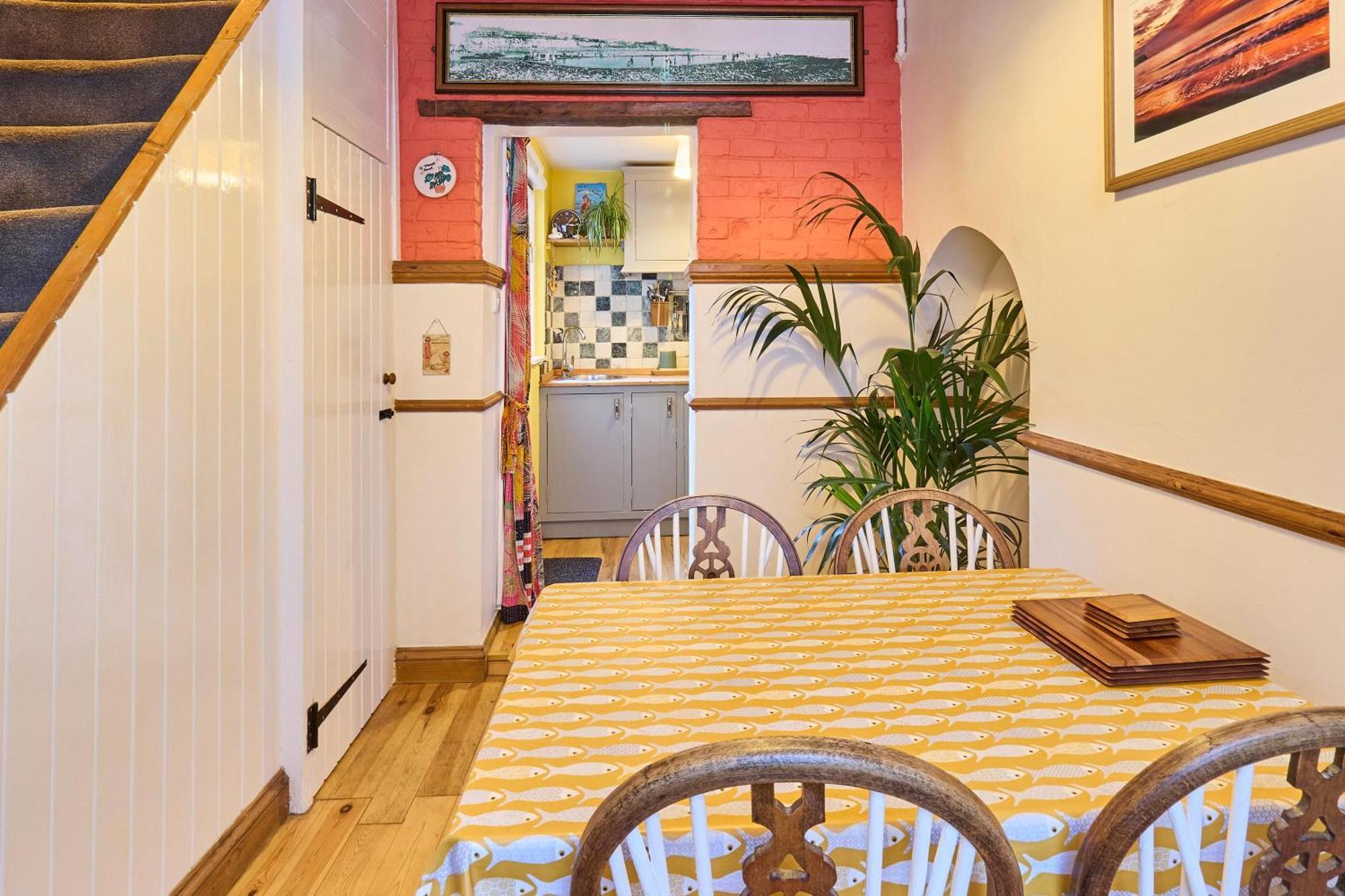 Host & Stay - Ethelbert Cottage برودستيرز المظهر الخارجي الصورة
